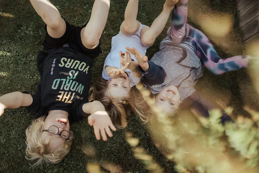 Familjefotografering av He.le fotograf
